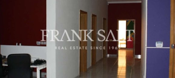 Bureau à Sliema, Malta 400m² No. 12176 18