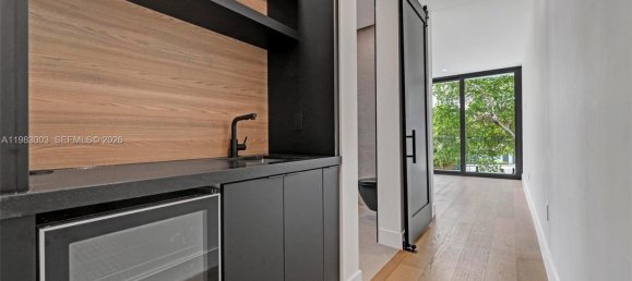 6 chambres villa à louer à Miami, Miami-Dade, Florida, USA № 615734 22