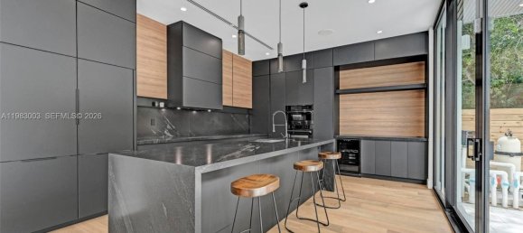 6 chambres villa à louer à Miami, Miami-Dade, Florida, USA № 615734 13