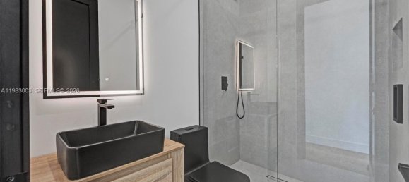 6 chambres villa à louer à Miami, Miami-Dade, Florida, USA № 615734 30