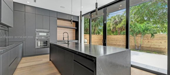 6 chambres villa à louer à Miami, Miami-Dade, Florida, USA № 615734 14