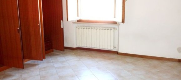 4 rooms Apartment in Bibbiena, Italy No. 179577 9