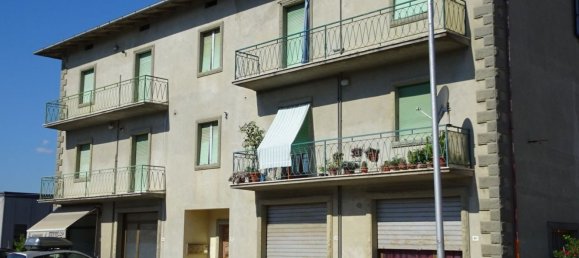 4 rooms Apartment in Bibbiena, Italy No. 179577 4