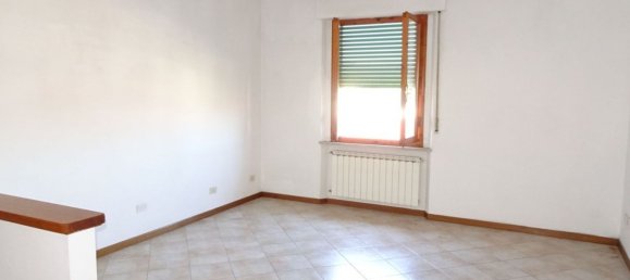 4 rooms Apartment in Bibbiena, Italy No. 179577 2