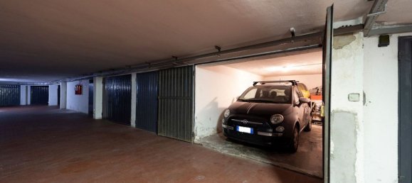 4 rooms Apartment in Parma, Italy No. 228864 21