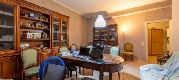 4 rooms Apartment in Parma, Italy No. 228864 18
