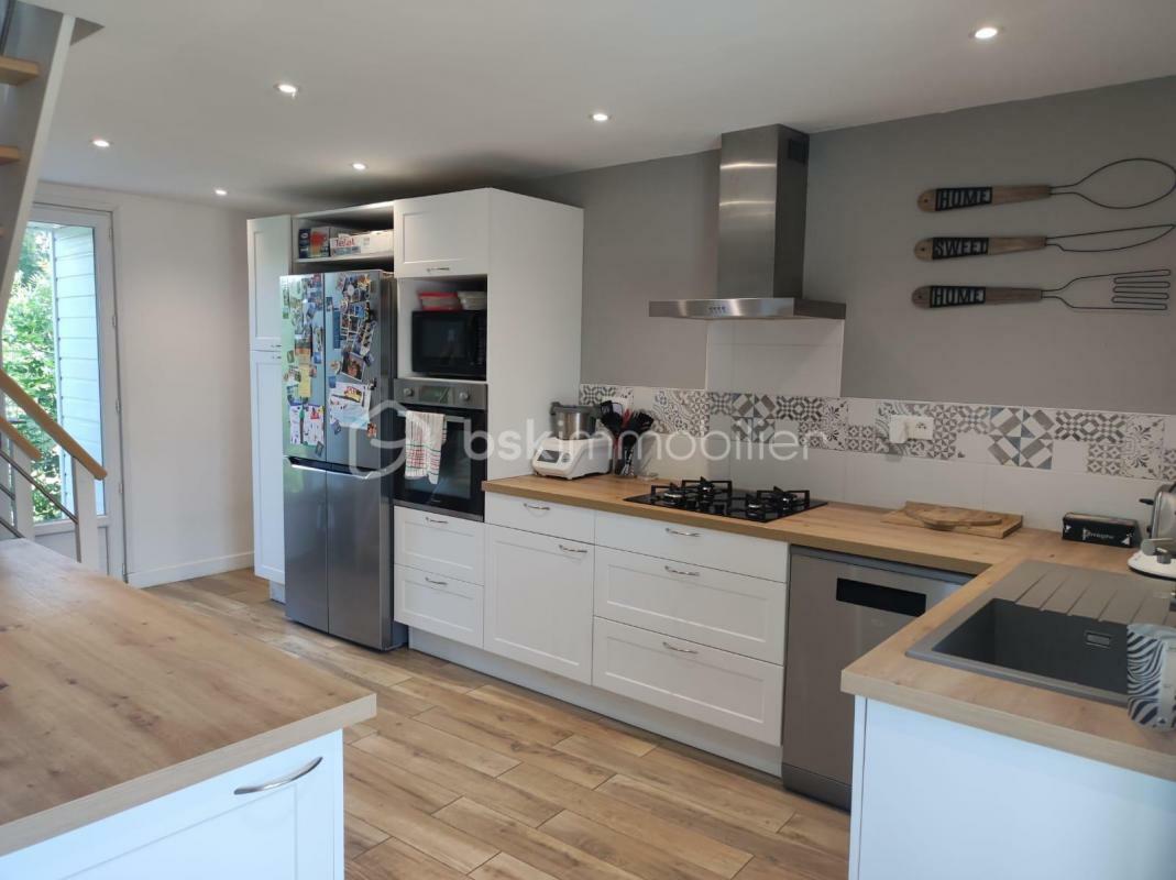 3 Schlafzimmer Haus in Maresche, France, Nr. 283699