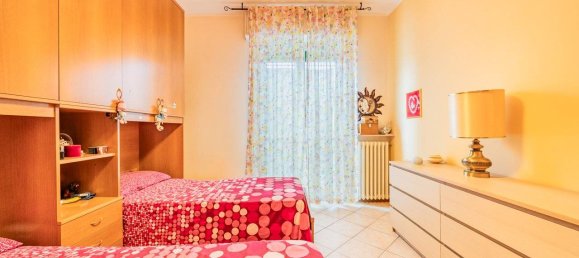 3 غرف نوم شقة في Vercelli, Italy رقم 188855 19