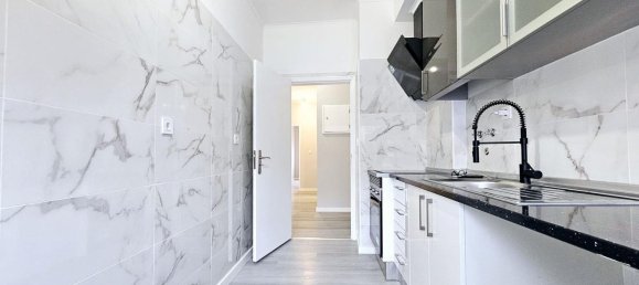 3 bedrooms Apartment in Loures, Portugal No. 95028 2