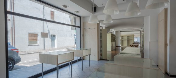 2-Zimmer Gewerbliche Immobilie in Portomaggiore, Italy, Nr. 273052 9