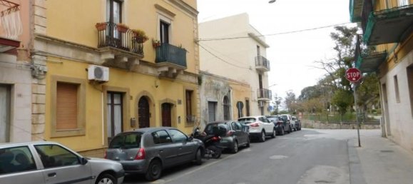 2-salle Appartement à Augusta, Italy No. 129850 2