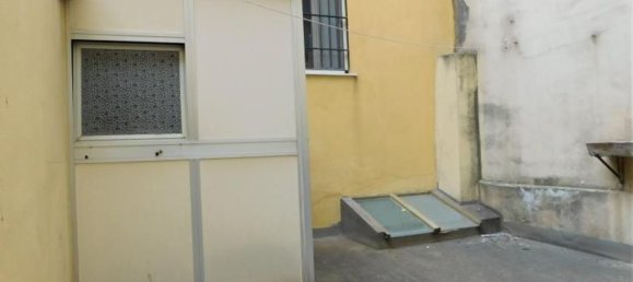 2-salle Appartement à Augusta, Italy No. 129850 9