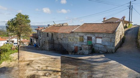 3 bedrooms House in Quinchaes, Portugal No. 167079