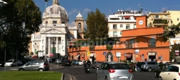 2 rooms Commercial property in Rome, Italy No. 277628 19