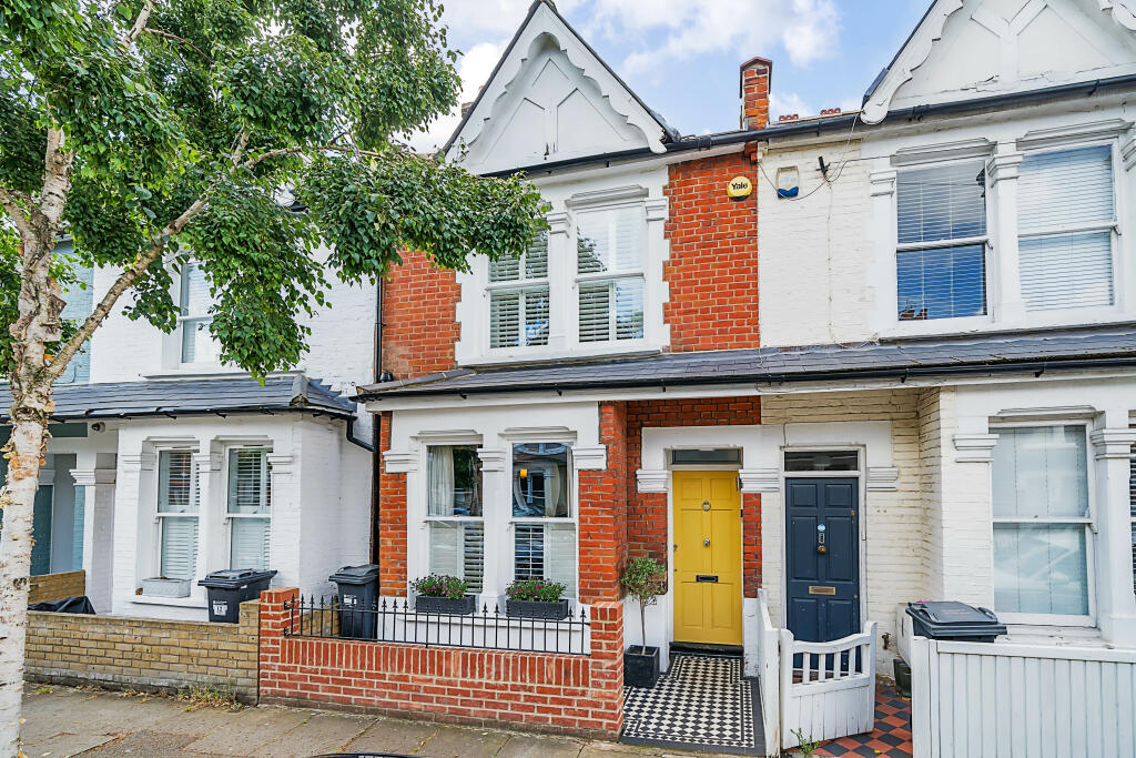 3 bedrooms House in Chiswick, United Kingdom No. 12160