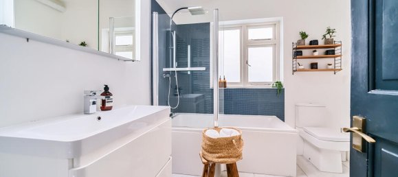 3 bedrooms House in Chiswick, United Kingdom No. 12160 13