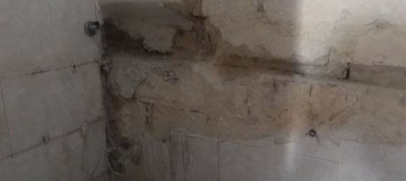 96m² Commercial property in Taranto, Italy No. 359114 6