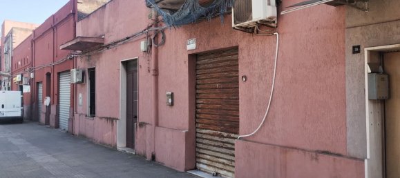 96m² Commercial property in Taranto, Italy No. 359114 7