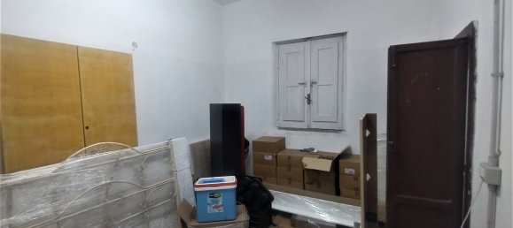 96m² Commercial property in Taranto, Italy No. 359114 13