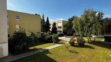 Apartamento de 3 habitaciónes en Modling, Austria No. 238189