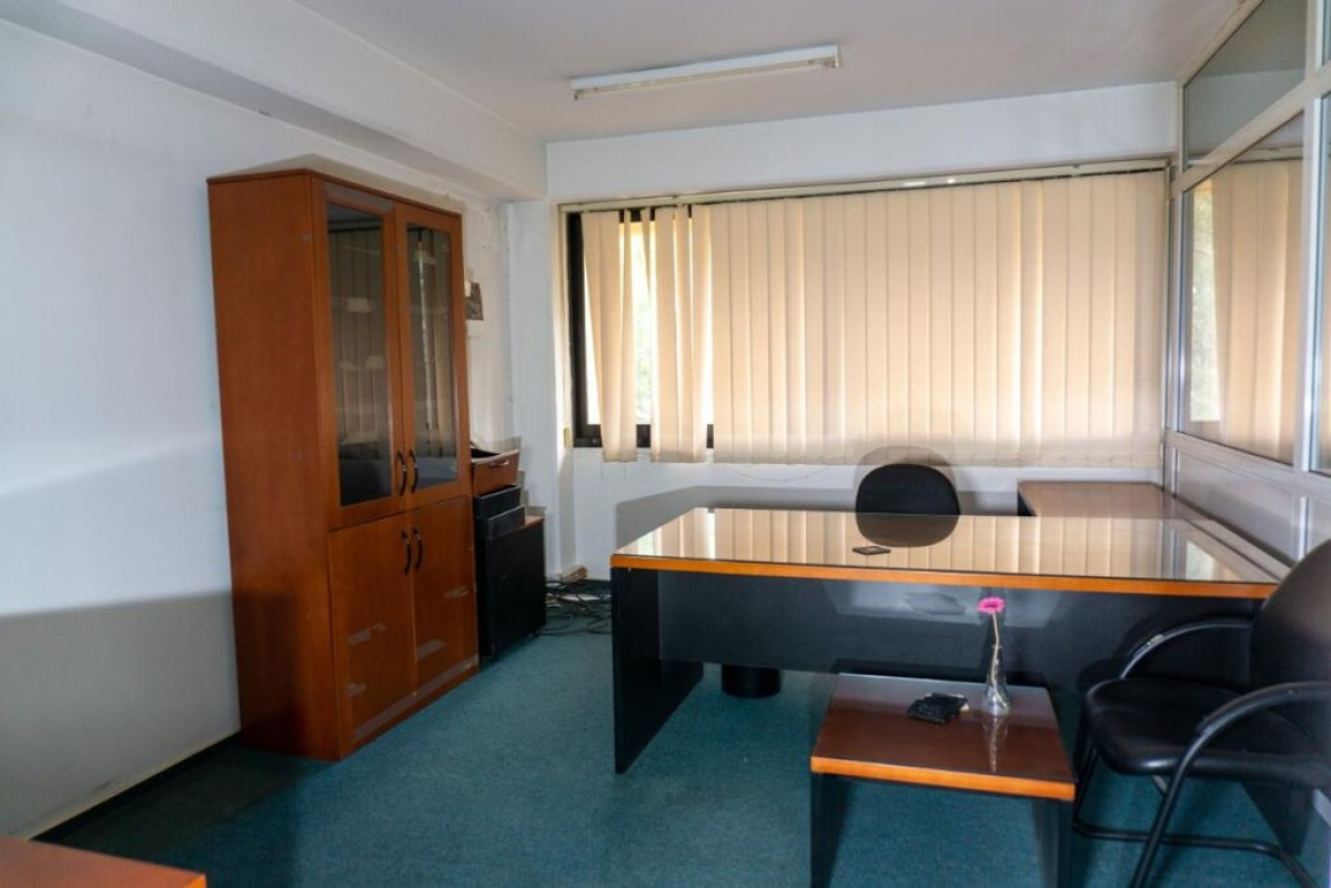 Terreno en Nicosia, Cyprus 331 m² No. 115594