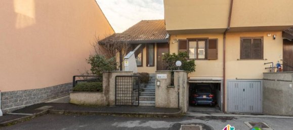 4-salle Maison à Cesano Maderno, Italy No. 32758 49