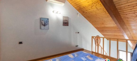 4-salle Maison à Cesano Maderno, Italy No. 32758 28