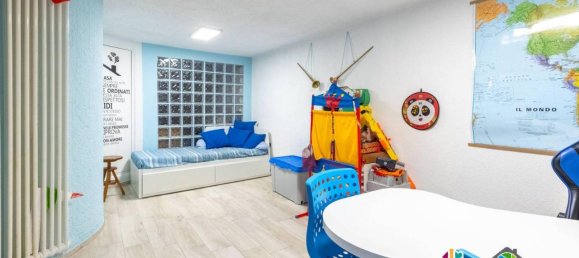 4-salle Maison à Cesano Maderno, Italy No. 32758 39