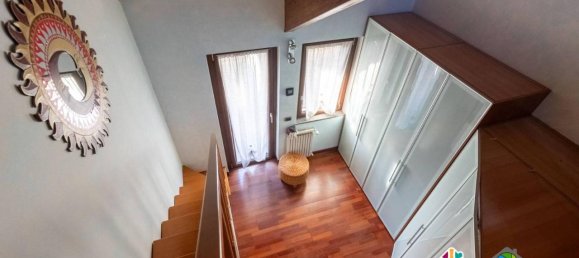 4-salle Maison à Cesano Maderno, Italy No. 32758 29