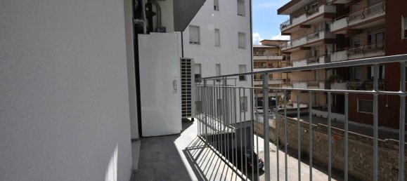 7 غرف نوم شقة في Nuoro, Italy رقم 347868 9