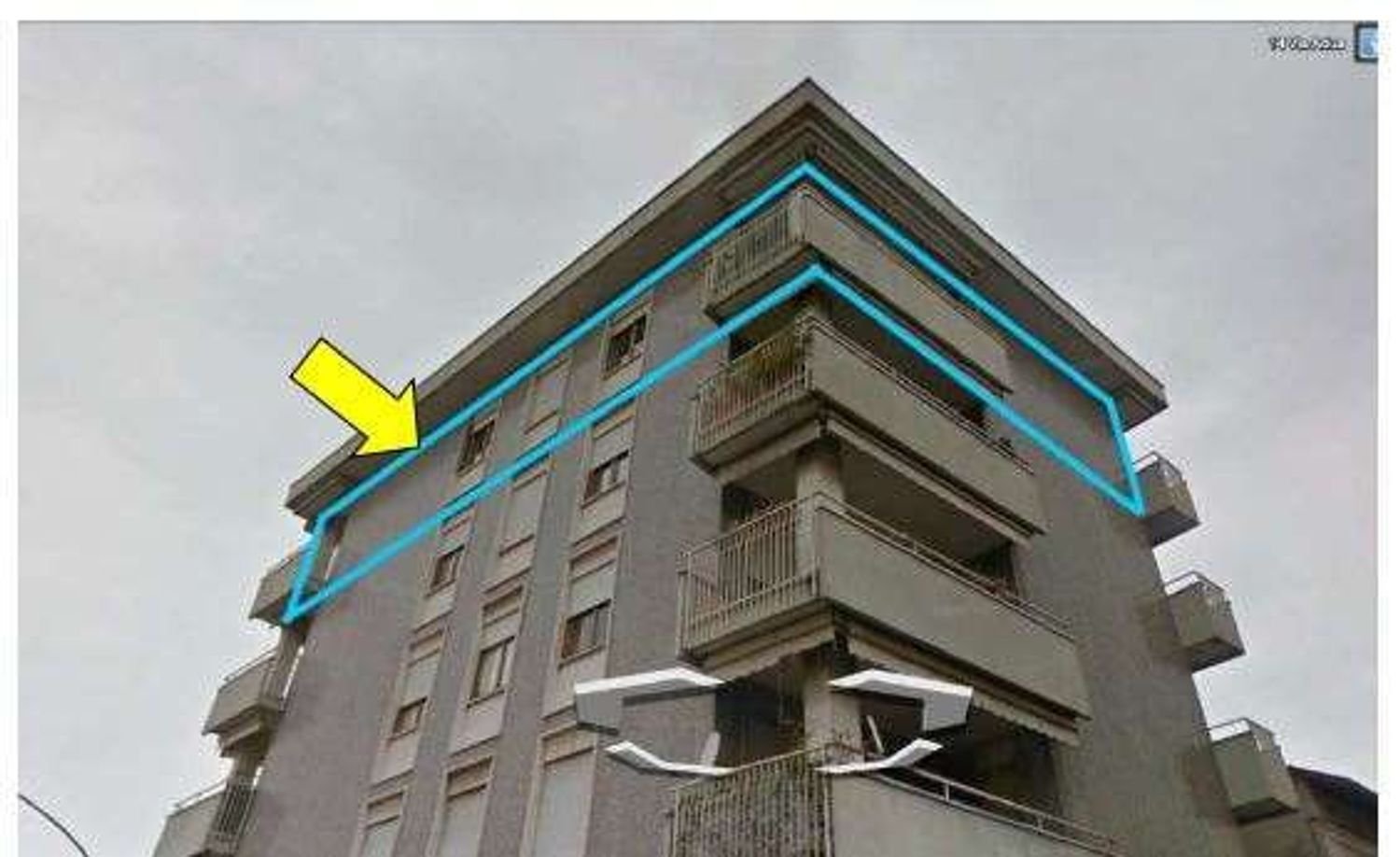 Ático de 4 habitaciónes en Busto Arsizio, Italy No. 94181