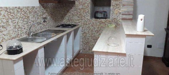 5 rooms Apartment in Pomezia, Italy No. 192047 14