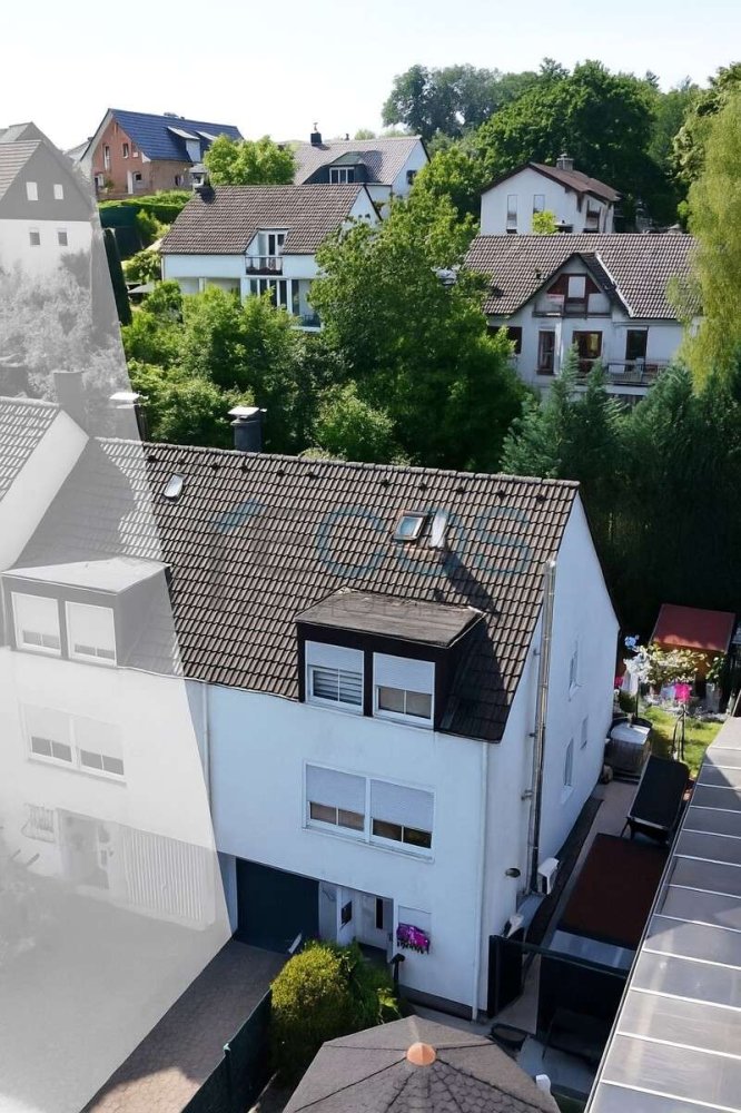 3 bedrooms Townhouse in Oberbergischer, Germany No. 321460