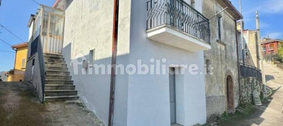 2 Schlafzimmer Haus in Capriglia Irpina, Italy, Nr. 345746 21