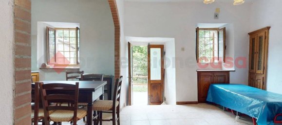 3 bedrooms House in Sillano Giuncugnano, Italy No. 233118 8