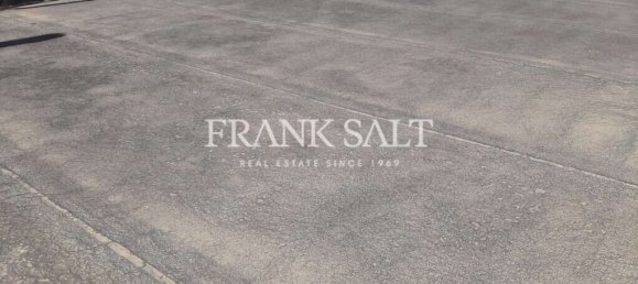 3 bedrooms Apartment in Victoria, Malta No. 5842 15