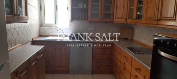 3 bedrooms Apartment in Victoria, Malta No. 5842 4