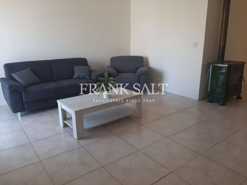 3 bedrooms Apartment in Victoria, Malta No. 5842