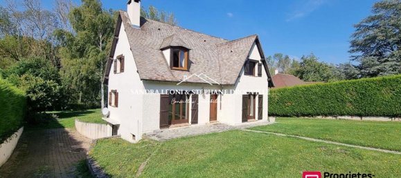 Casa de 5 dormitorios en Maintenon, France No. 228775 2