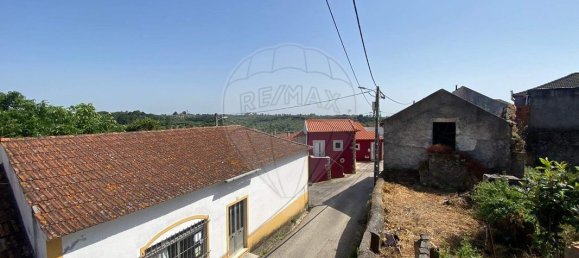 2 bedrooms House in Torres Novas, Portugal No. 26582 3