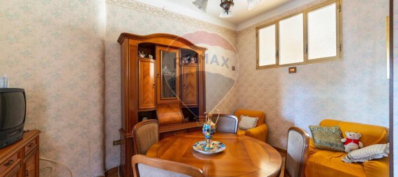 7 rooms Apartment in Jesi, Italy No. 6547 2