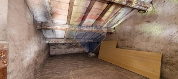 7 rooms Apartment in Jesi, Italy No. 6547 9