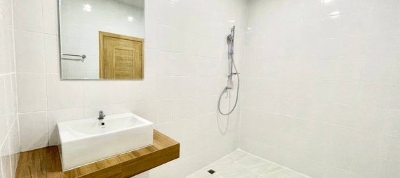 2 bedrooms Bungalow in Phuket, Thailand No. 7807 7