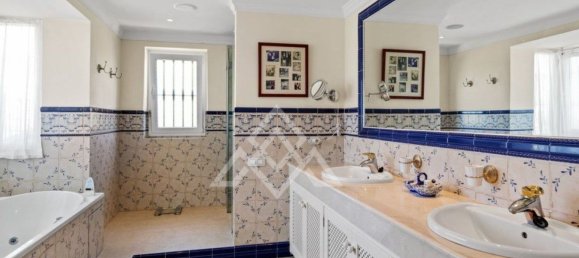 4 Schlafzimmer Villa in Malaga, Spain, Nr. 106485 34
