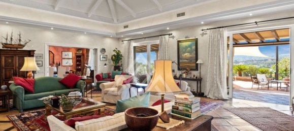 4 Schlafzimmer Villa in Malaga, Spain, Nr. 106485 4