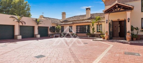 4 Schlafzimmer Villa in Malaga, Spain, Nr. 106485 39