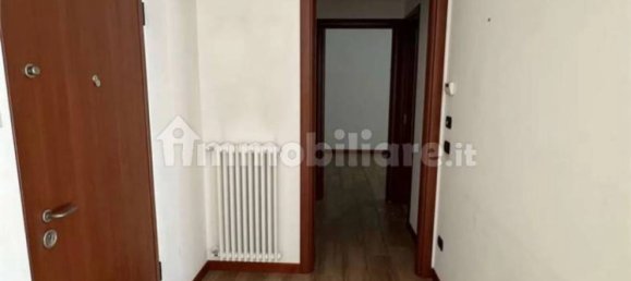 3 bedrooms Apartment in Voghera, Italy No. 344016 8