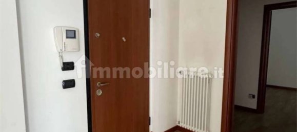 3 bedrooms Apartment in Voghera, Italy No. 344016 9