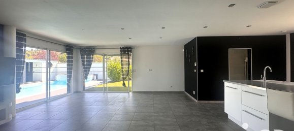 3 bedrooms Villa in Occitanie, France No. 318612 13