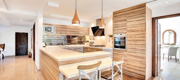 6 bedrooms House in Marbella, Spain No. 55702 6